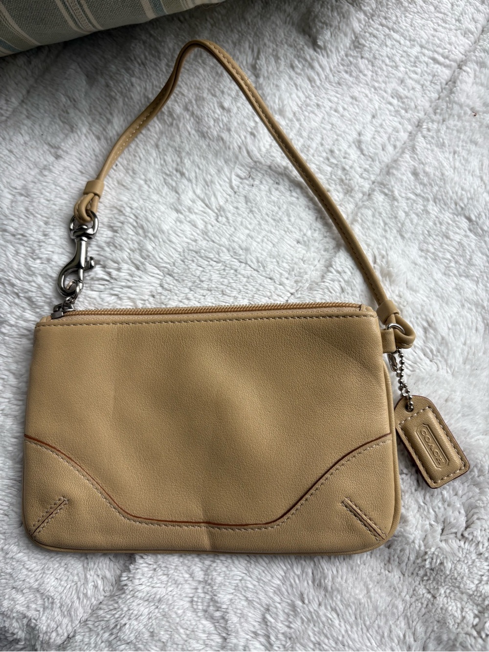 Coach Soho Top-stitch Leather Wristlet in Tan